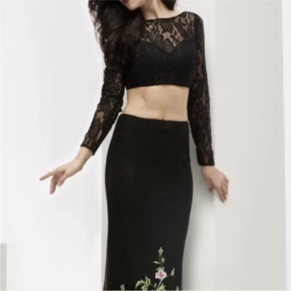 NEW JASZ COUTURE SZ 8 TWO PIECE BLACK LACE FLORAL FORMAL GOWN - Picture 10 of 10